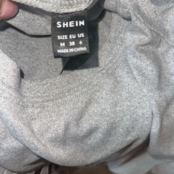 SHEIN Oversized Tee - Picture 5 of 5